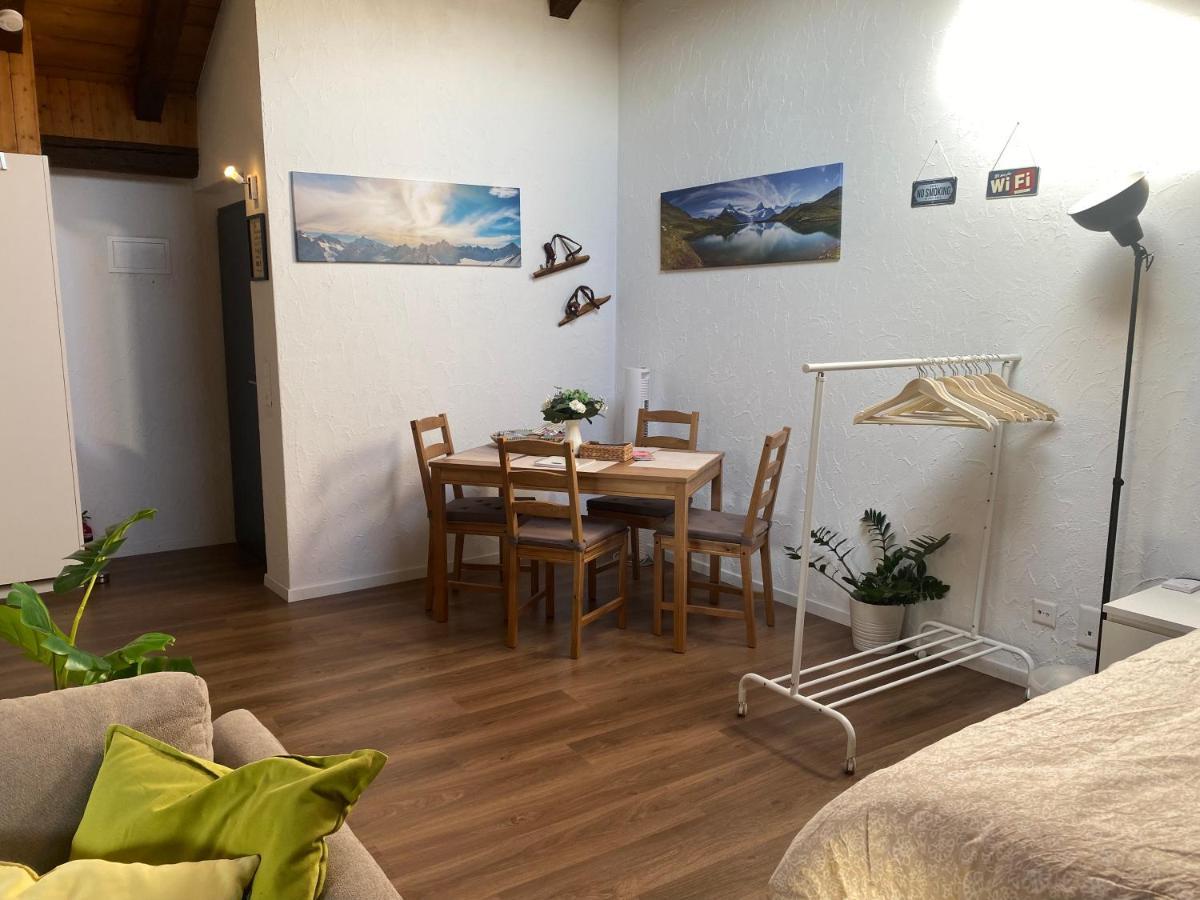 Dachwohnung In Der Mitte Von Laax-Dorf Buitenkant foto
