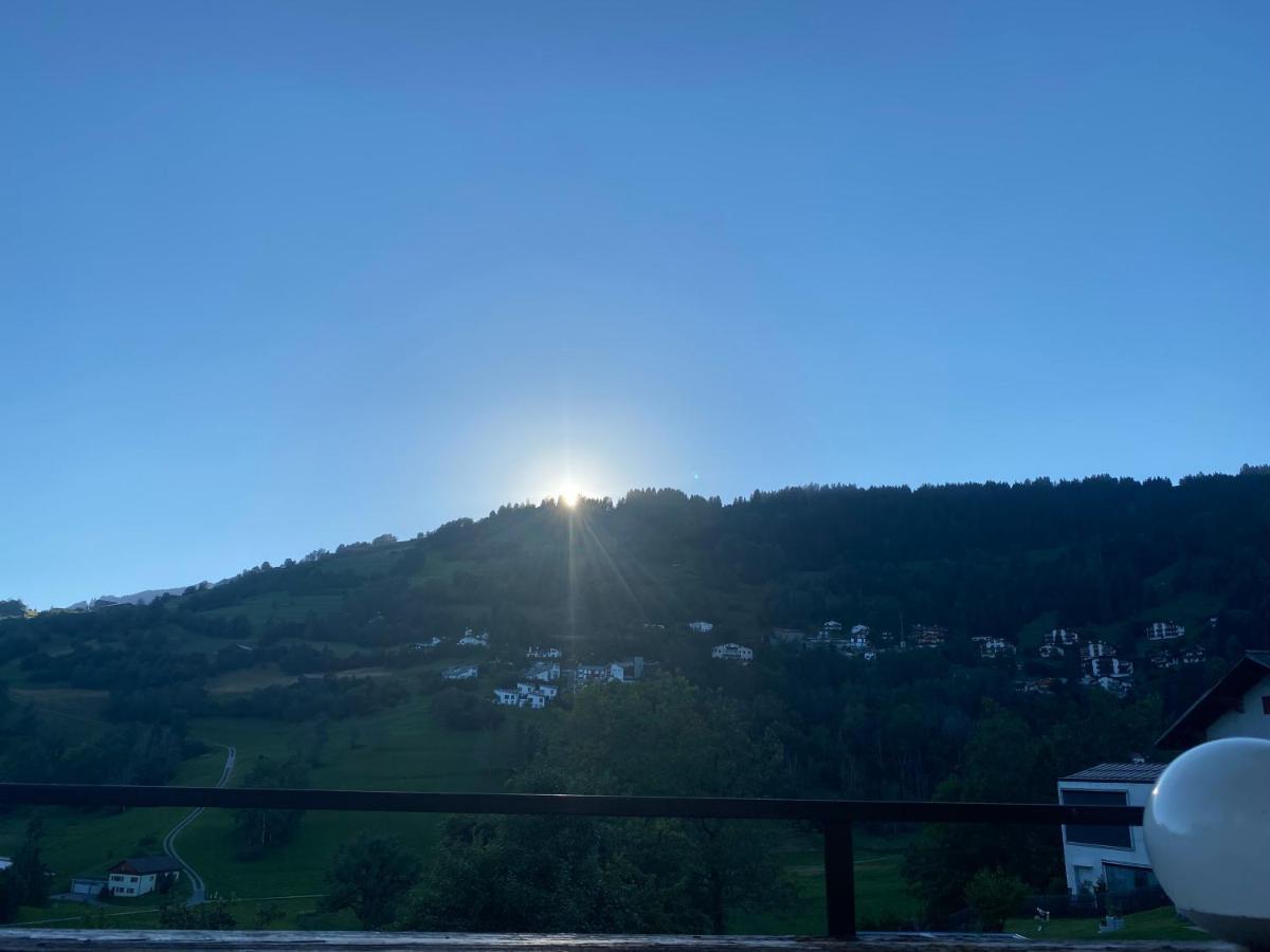 Dachwohnung In Der Mitte Von Laax-Dorf Buitenkant foto